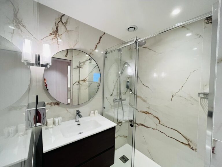 Chambre confort à Paris 15ème