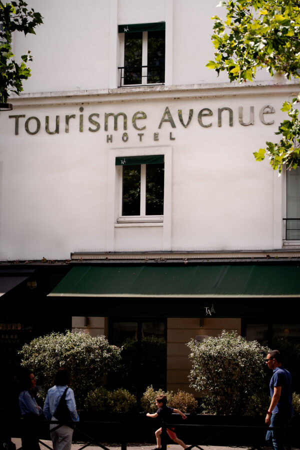 Extérieur de l'Hôtel Tourisme Avenue, hôtel 4 étoiles à Paris 15e