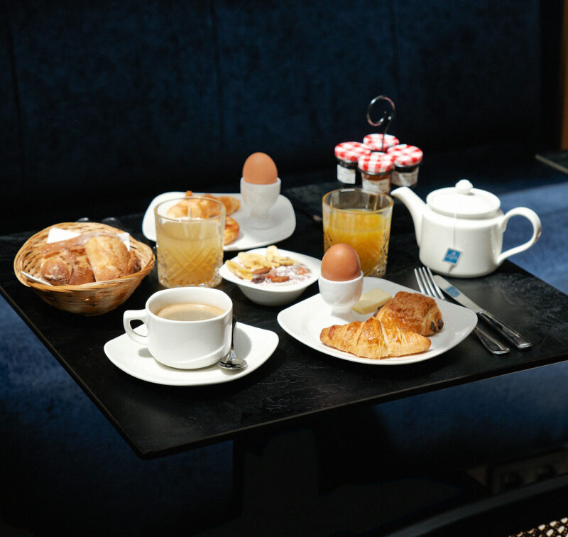 Petit-déjeuner Hôtel Tourisme Avenue